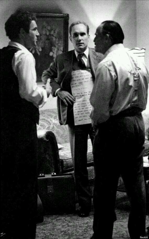  Robert Duval Holding up cue cards for Brando
